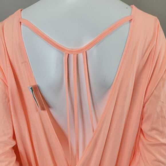 Maurice's Peach Open Back Assymetrical Athletic Wear Top Size 2‎ - Picture 5 of 10
